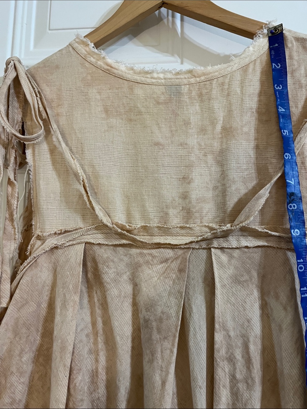 Dress - Picture 7 of 10